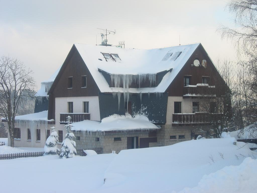 Hotel Na Vyhlidce Kořenov Kültér fotó